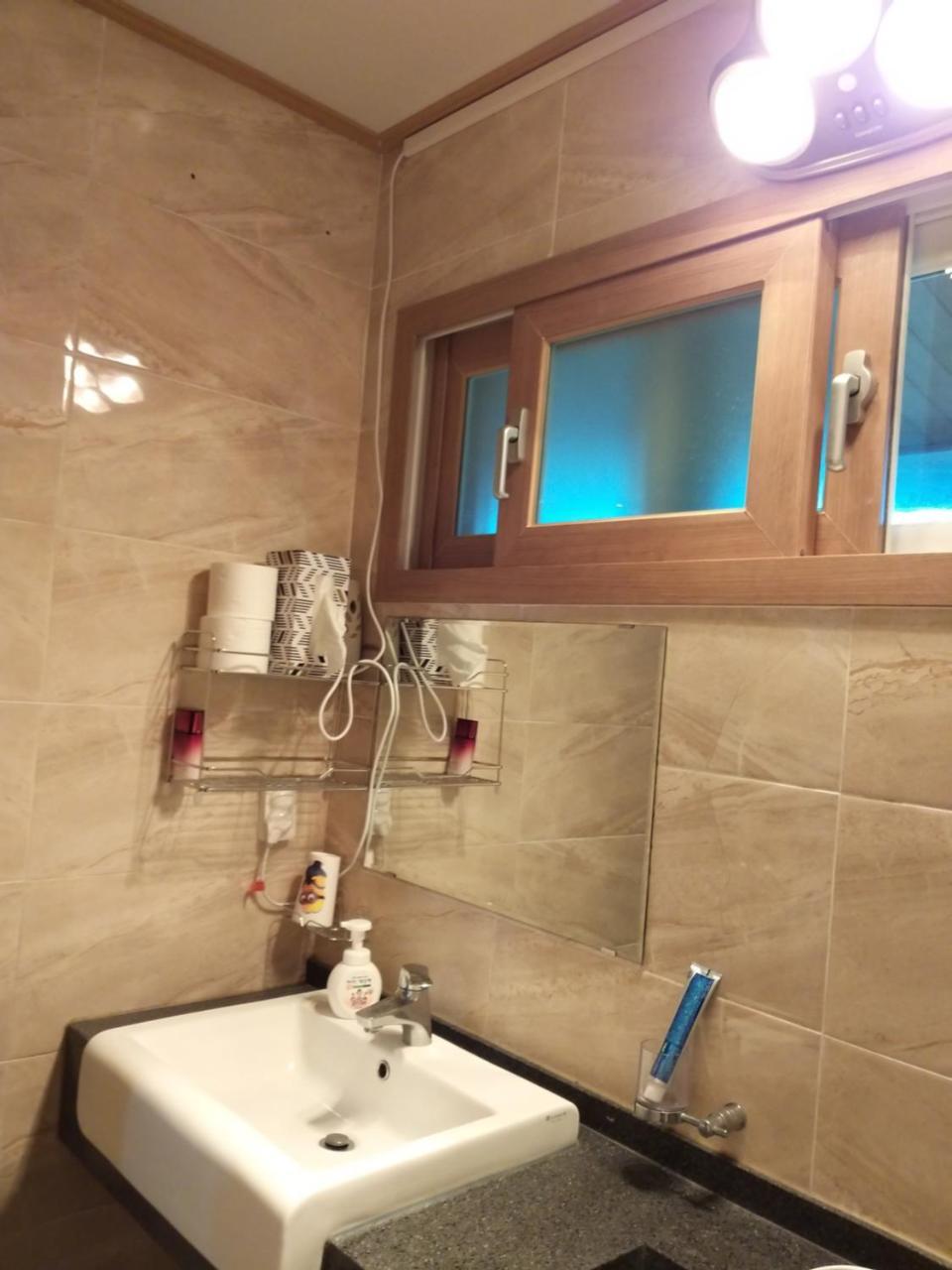 Вилла Supgol Private House Чеджудо Экстерьер фото